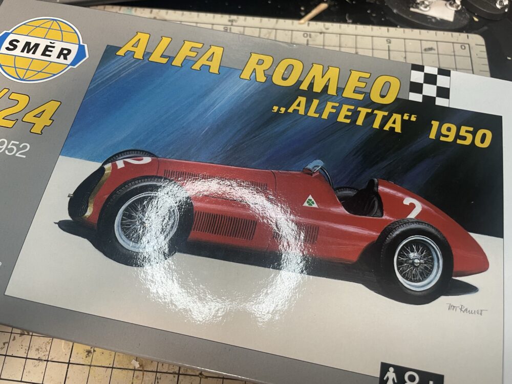 1/24 SMER アルファロメオ アルフェッタ① パーツ加工part1/サフ